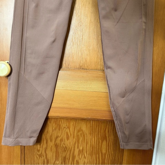 lululemon ebb to street leggings in spanish oak - Picture 7 of 8